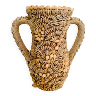 Vase vintage en coquillages