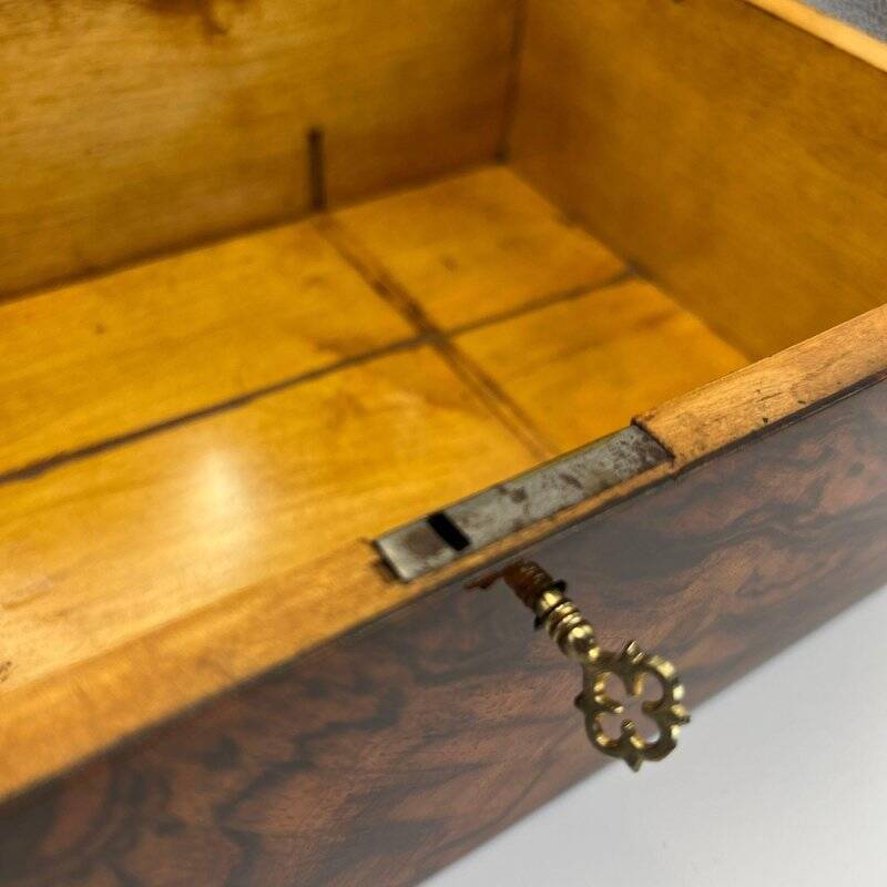 Biedermeier Box in Walnut Veneer on Maple, Austria, 1840s
