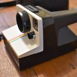 Polaroid 1000 green button