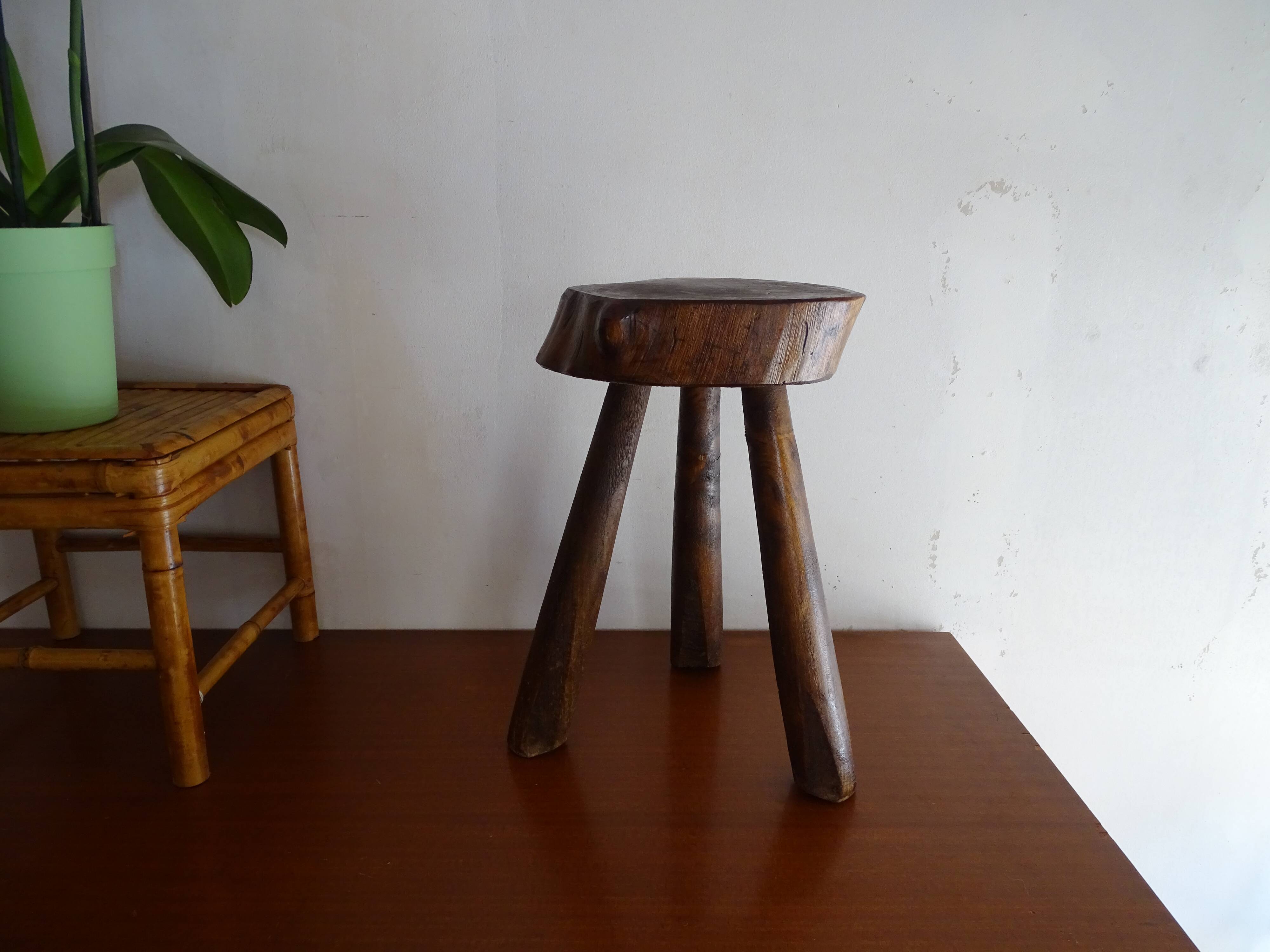 Stool foot tripod wood