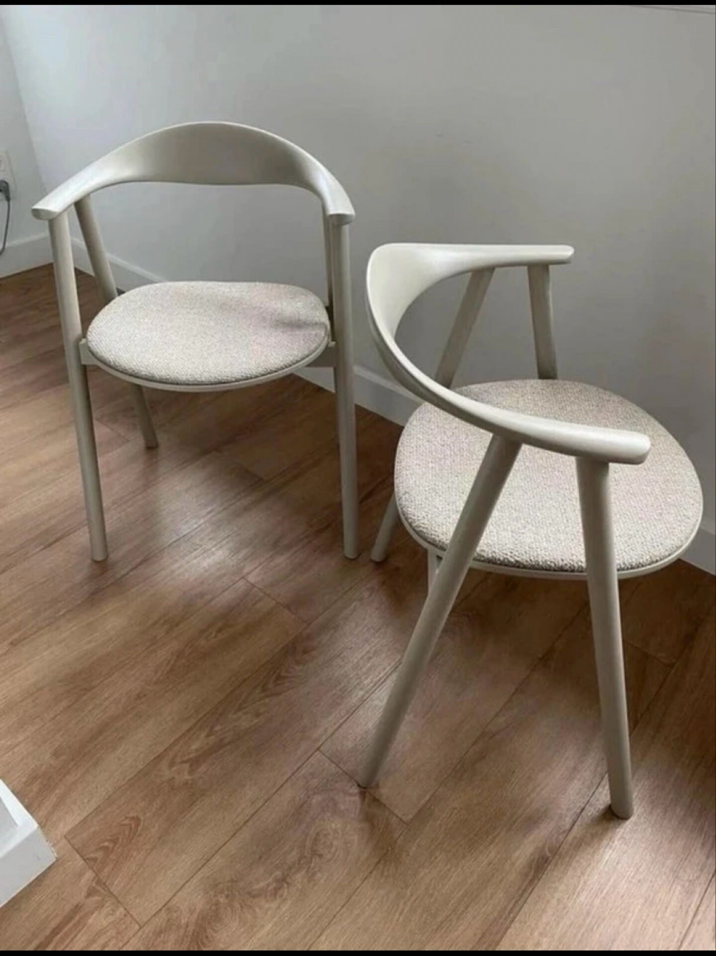 2 chaises Bolia modèle swing