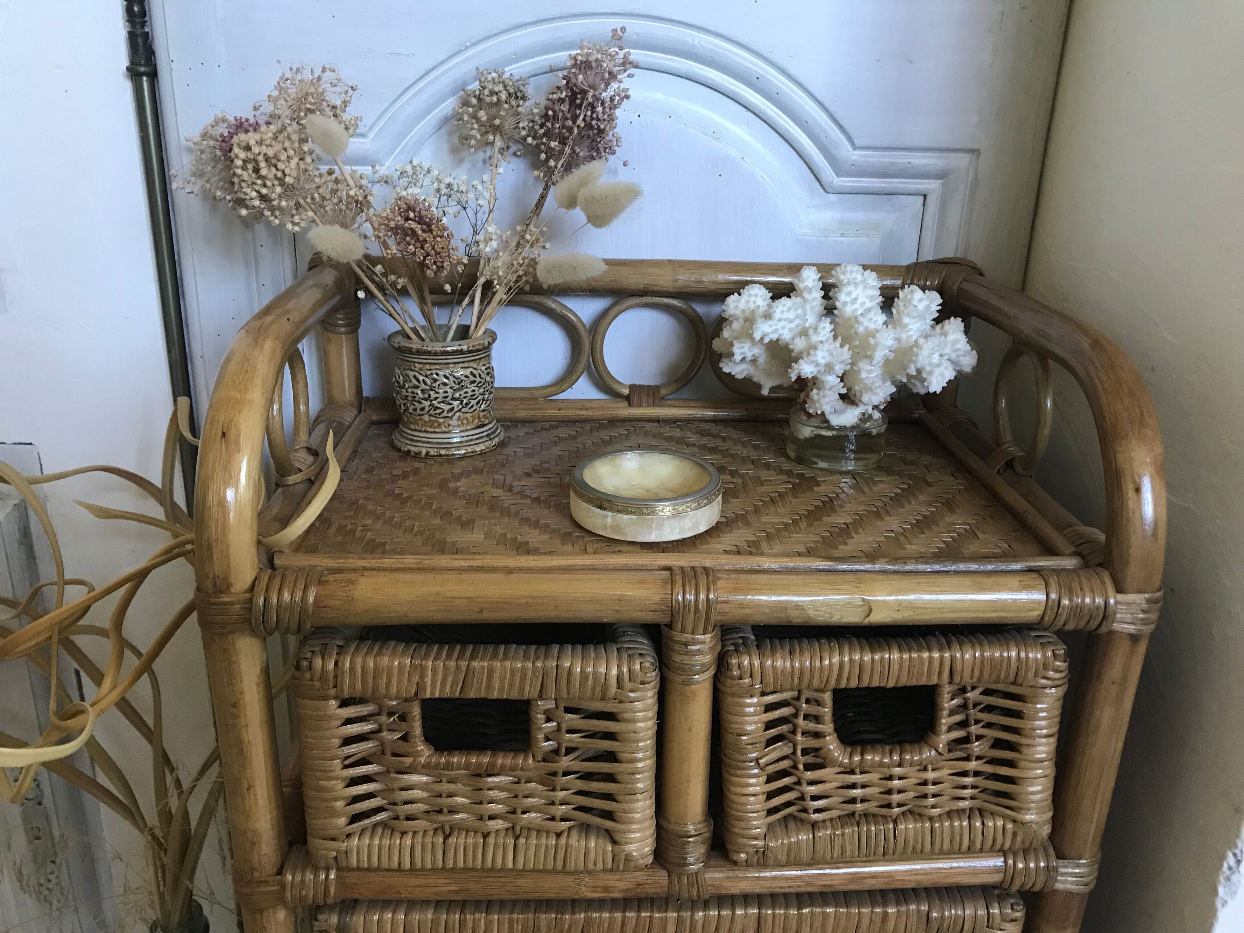 Vintage rattan clother