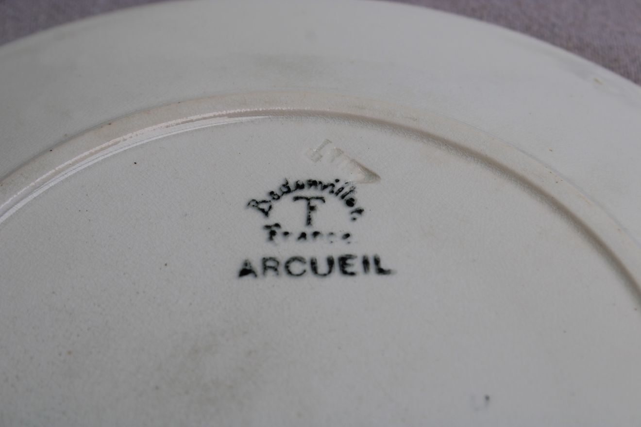 Set of 6 flat plates