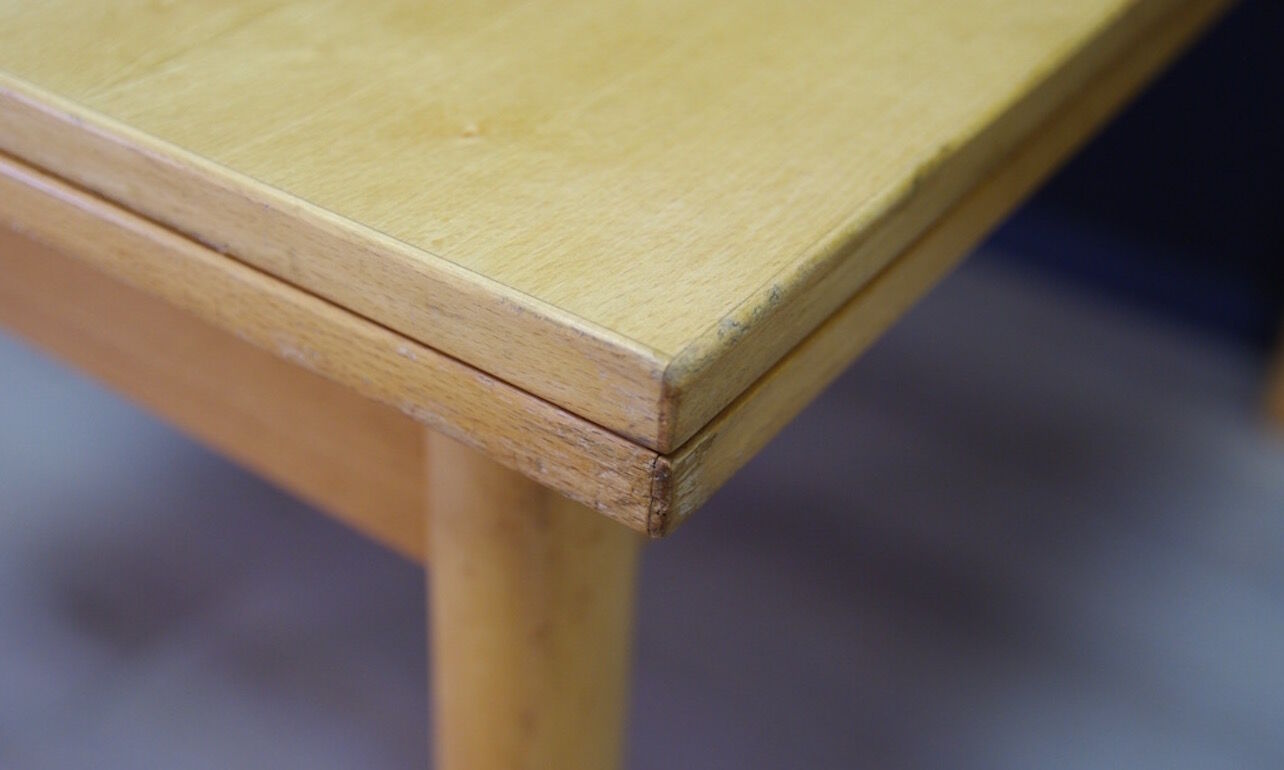Ash table danish