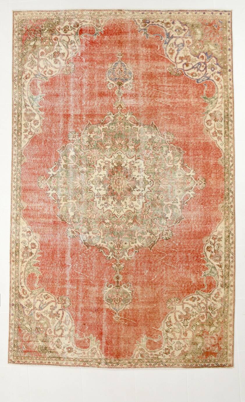 Turkish Red & Beige Oriental Rug, 173x278Cm