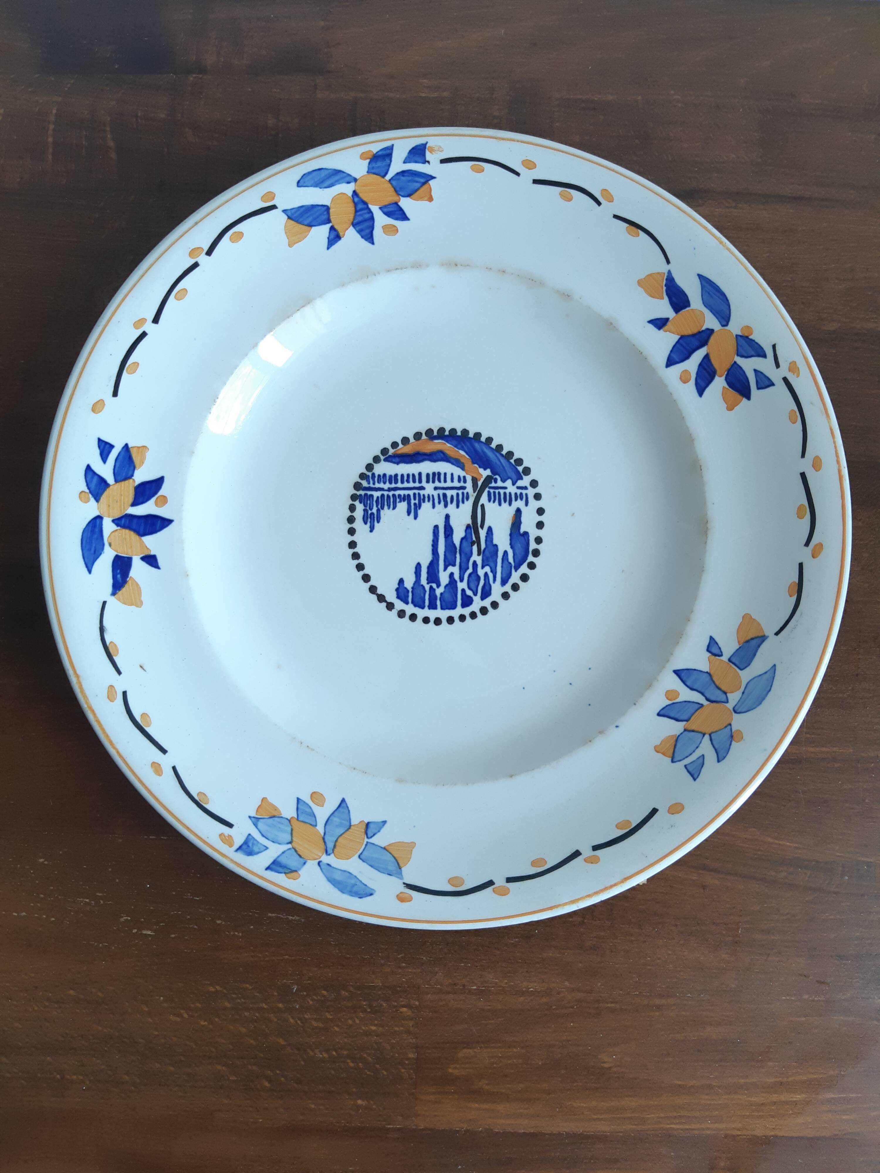 Set of 3 longwy plates