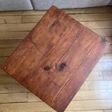 Table basse brutaliste