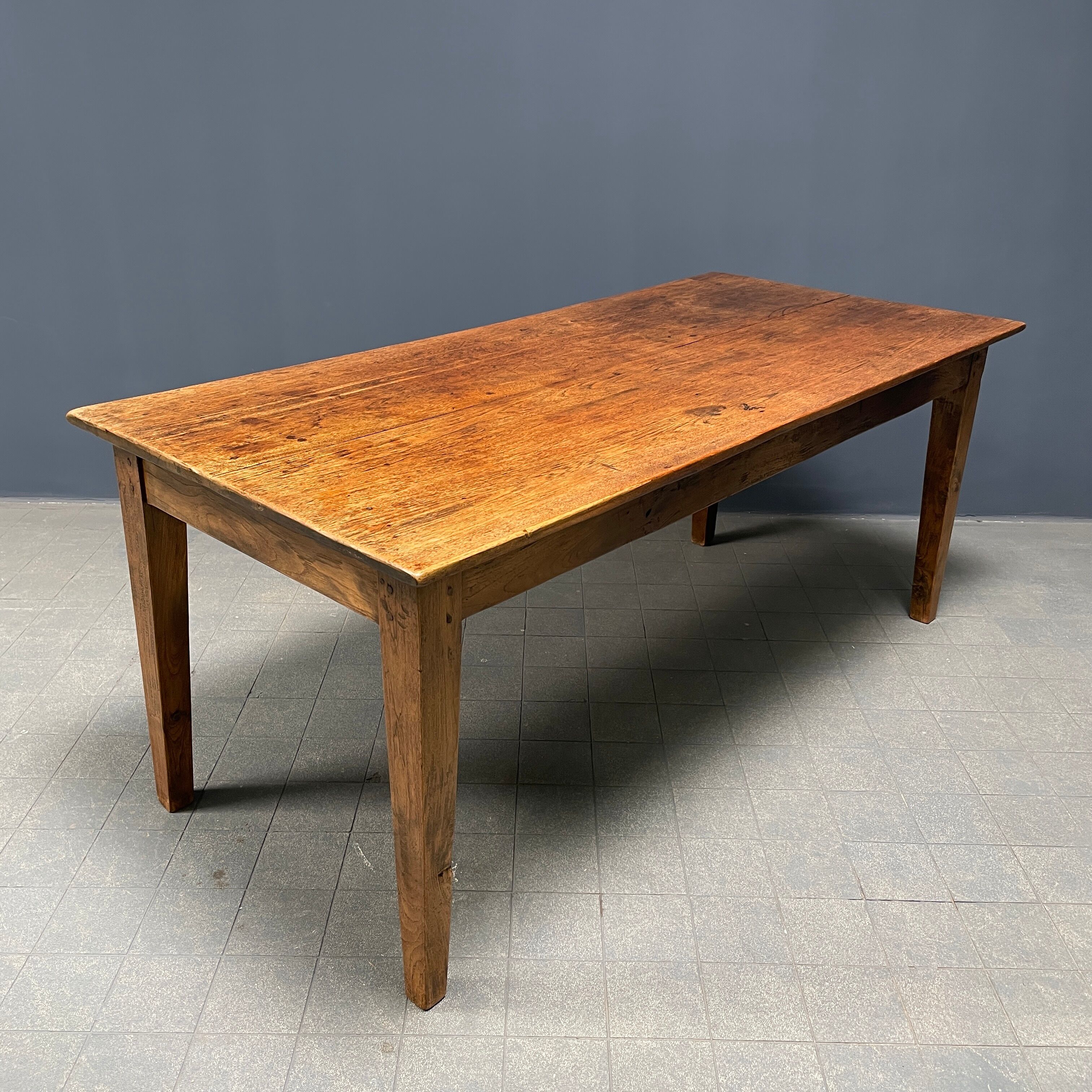 Rustic french farmhouse dining table made of oak and elm