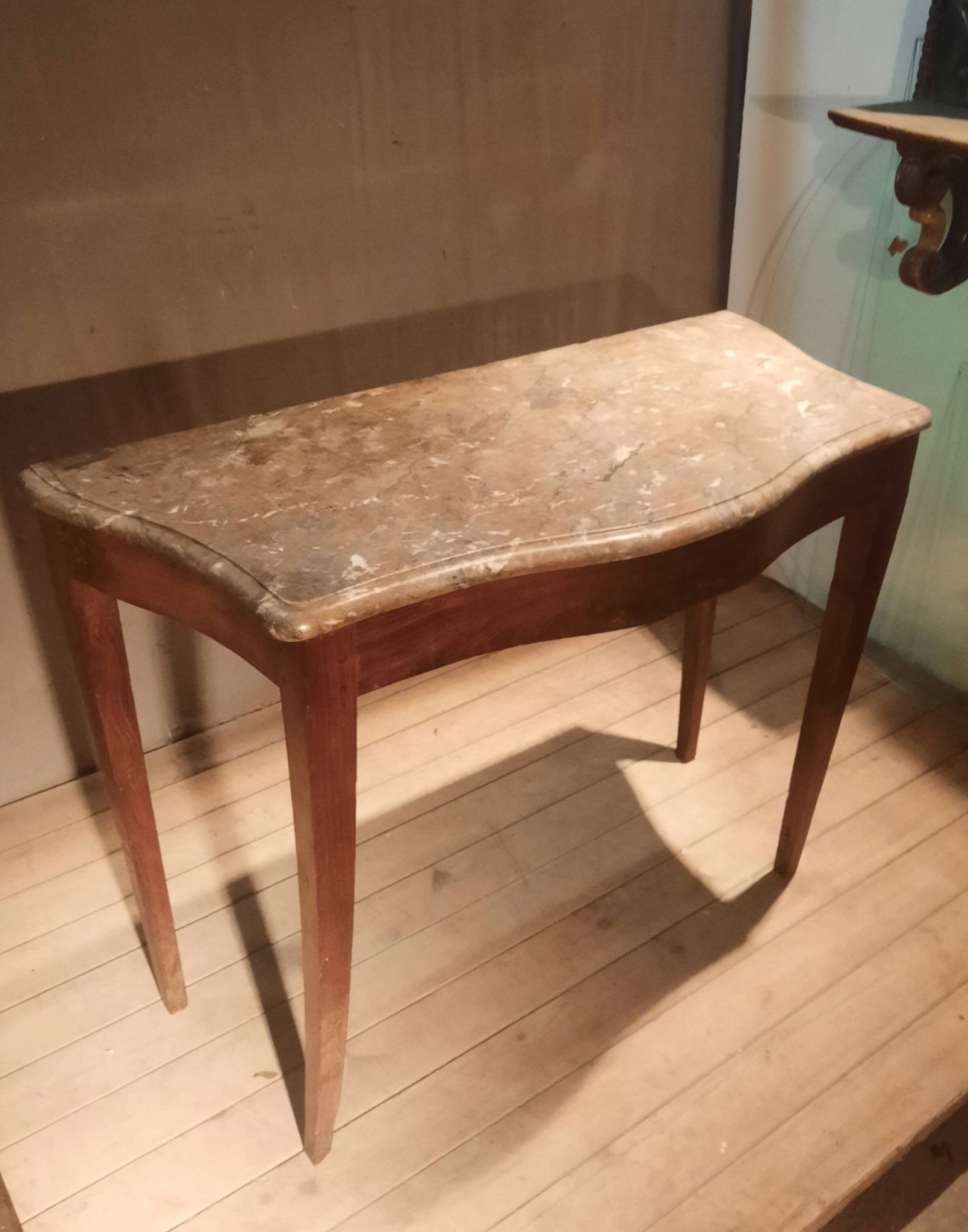 Console en bois brut du dix-huitième sciecle