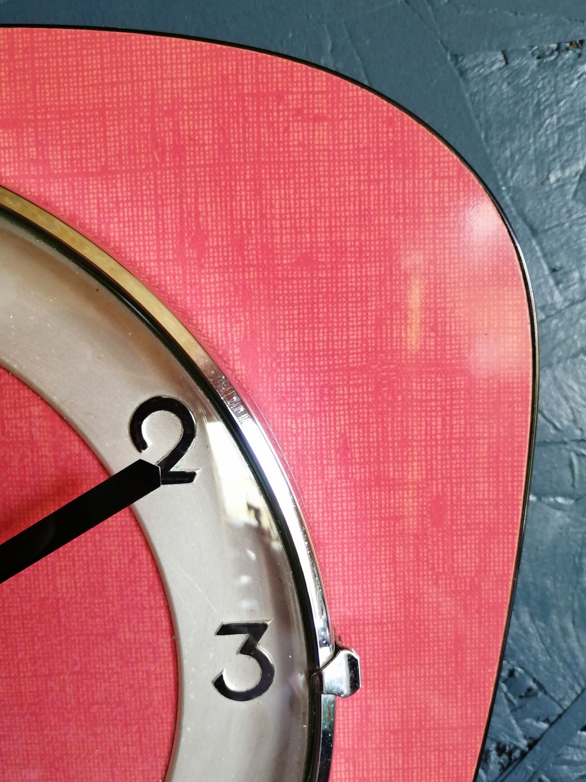 Vintage formica silent wall clock "Bayard red"