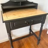 Desk or dressing table