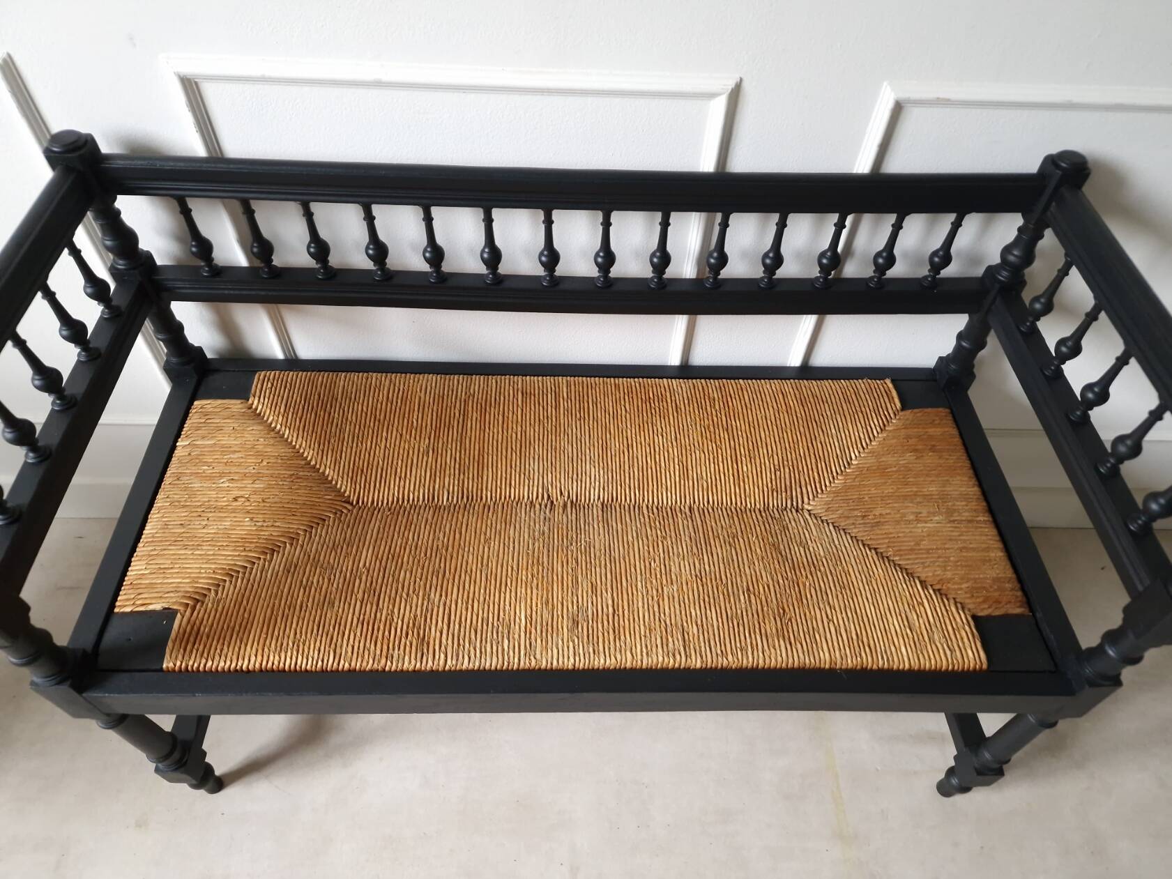 Banc en paille
