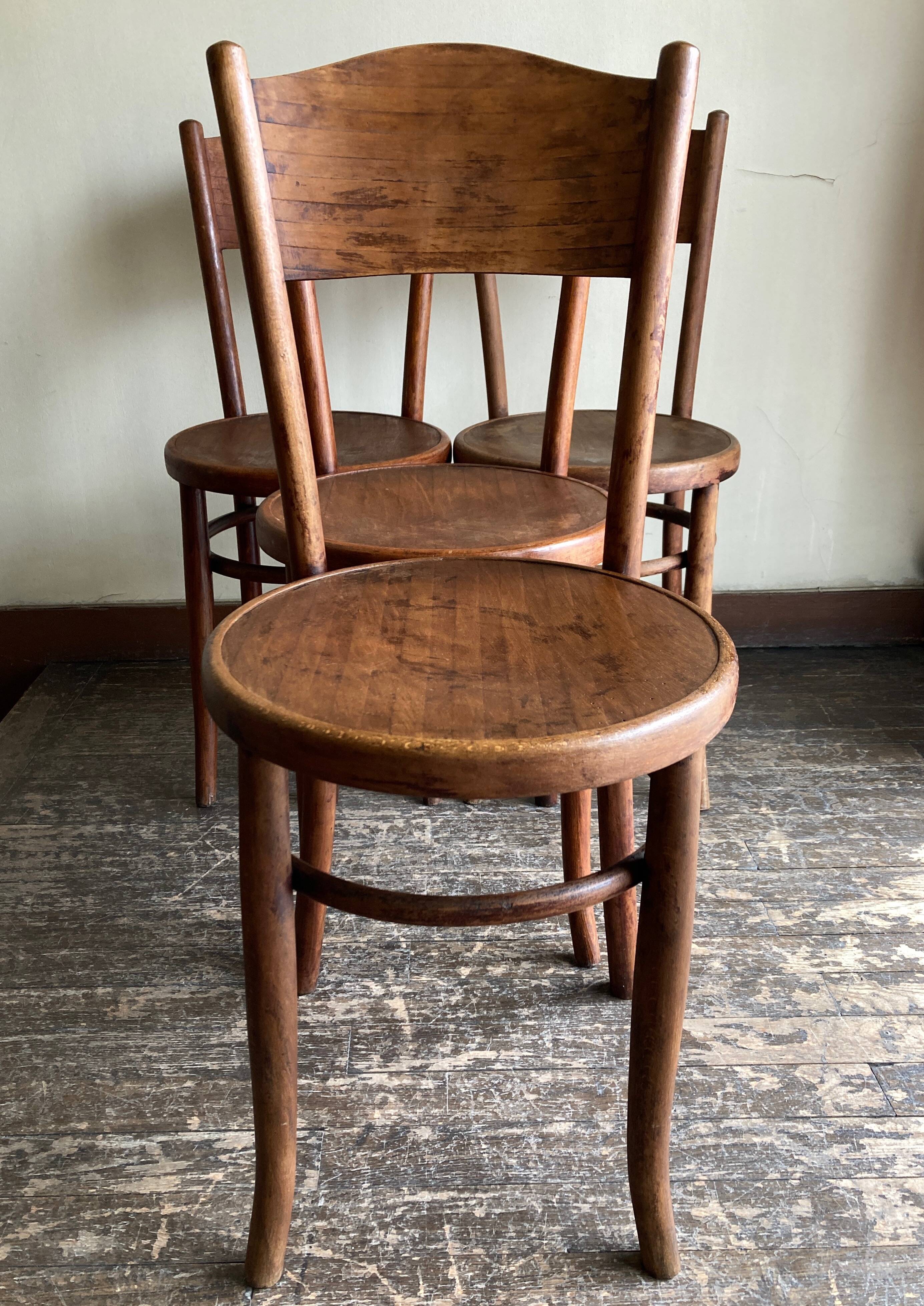 Set of 4 Fischel bistro chairs in bent wood gendarme hat 1920