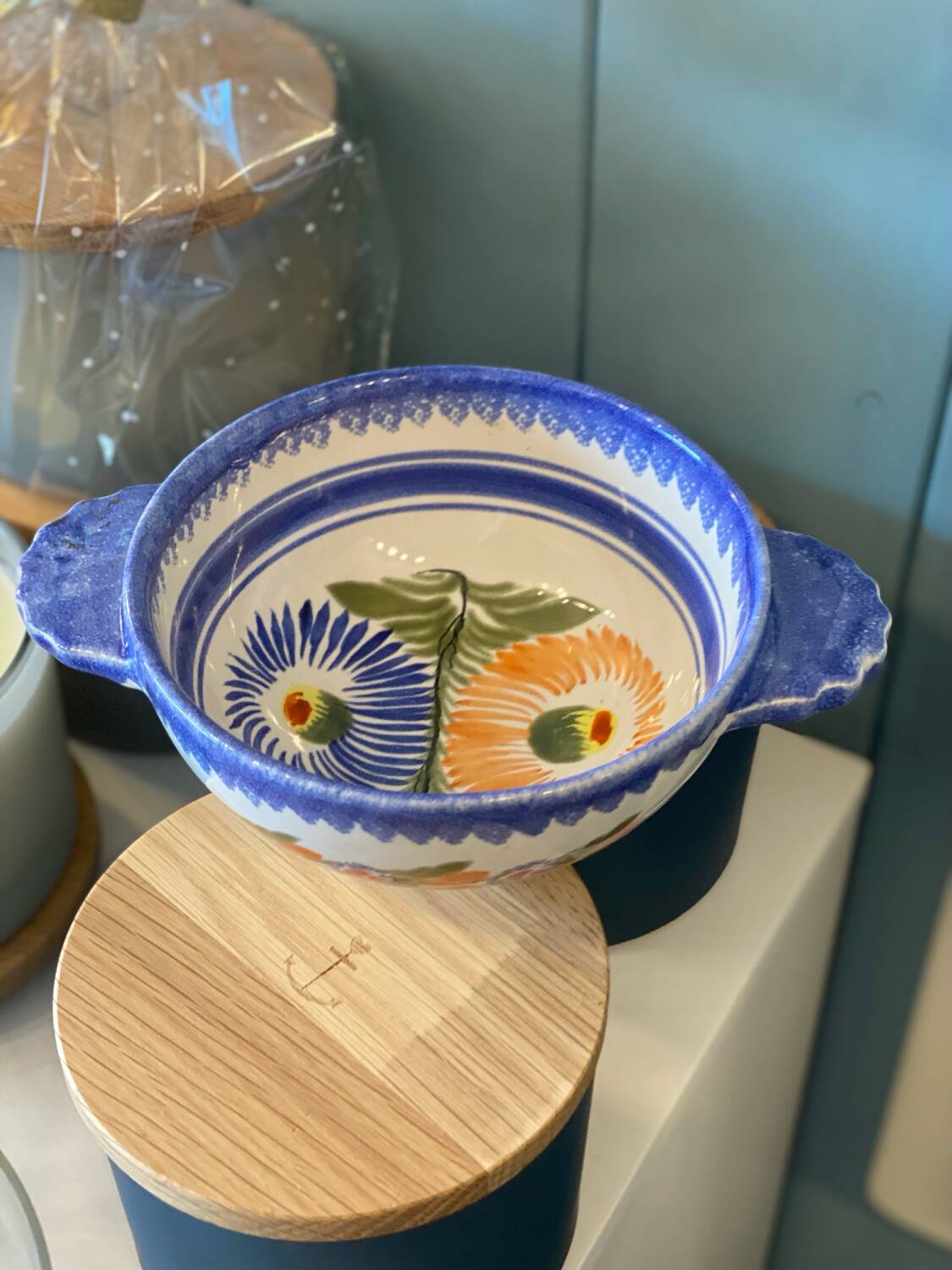 Breton Henriot Quimper bowl