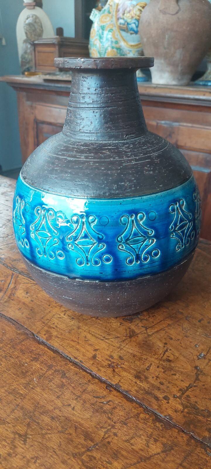 Aldo Londi for Bitossi. Rimini-Blue glazed ceramic vase, vintage design