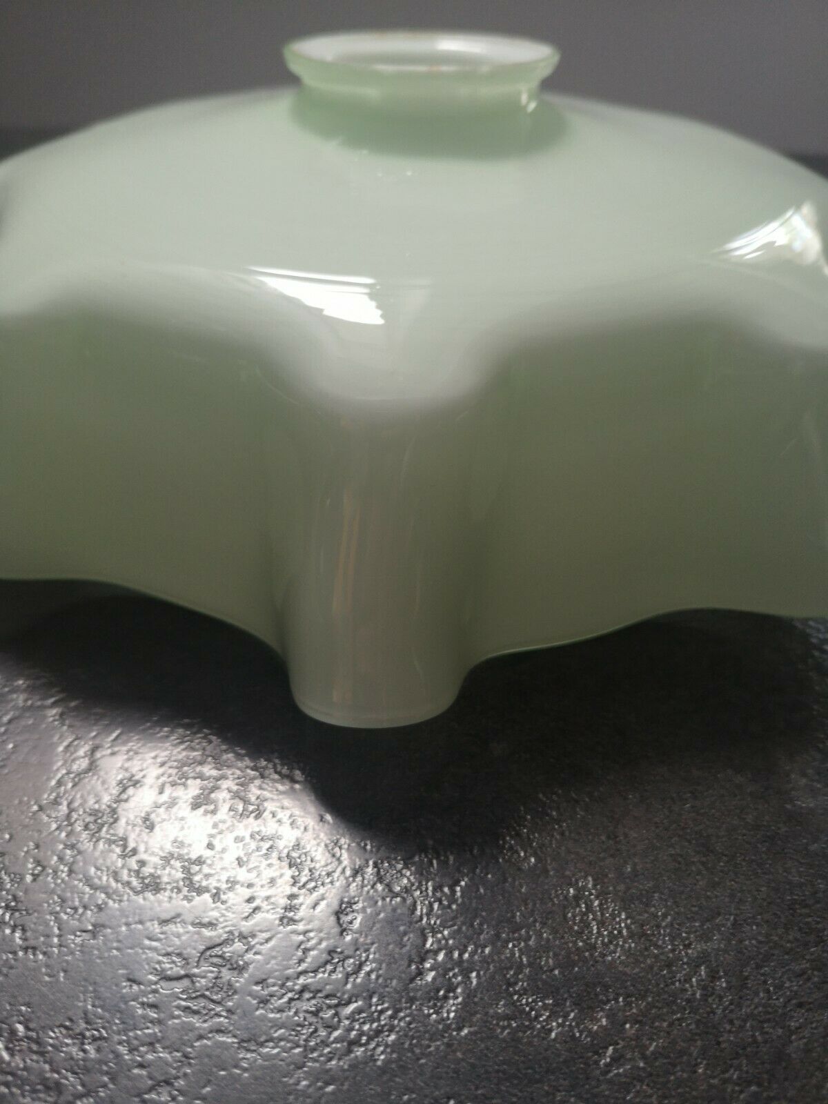 Old opaline suspension rises/falls green 1930 Art Deco