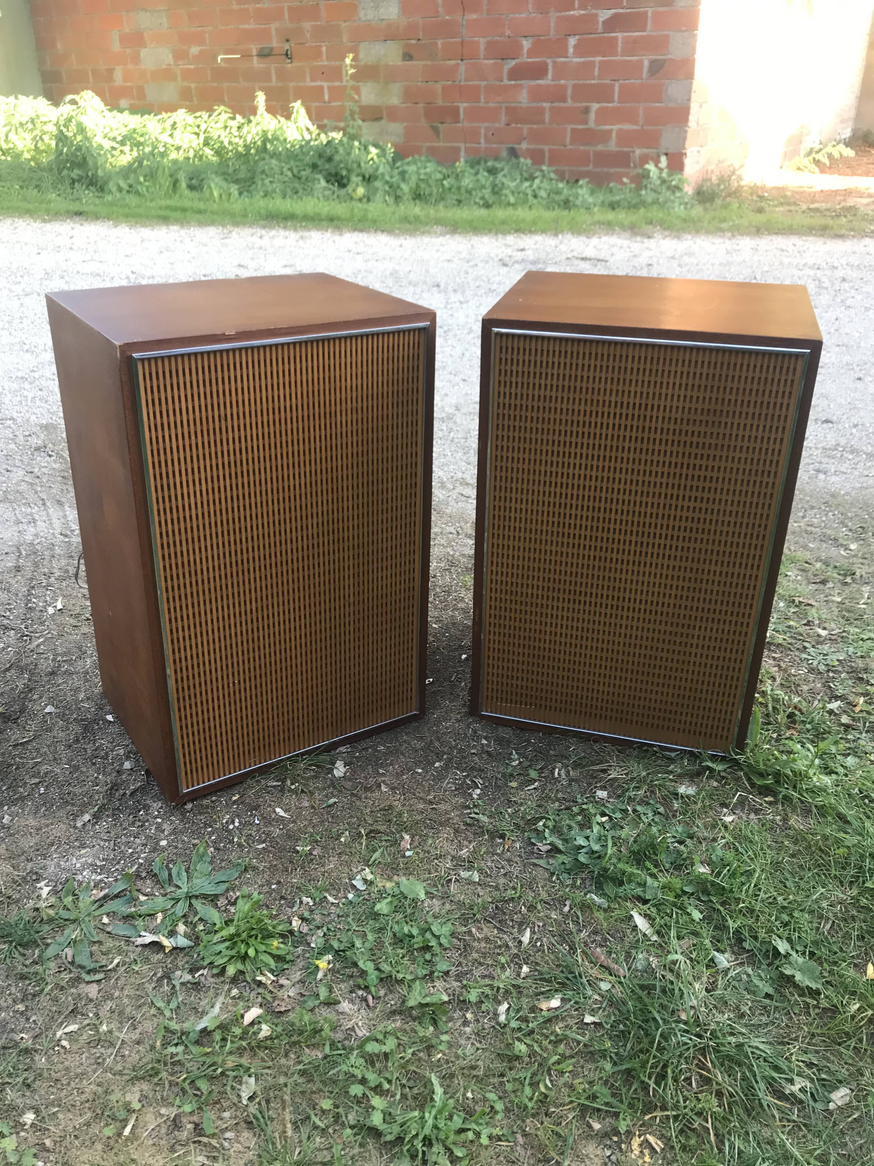 Pair of vintage speakers Ribet-desjardins