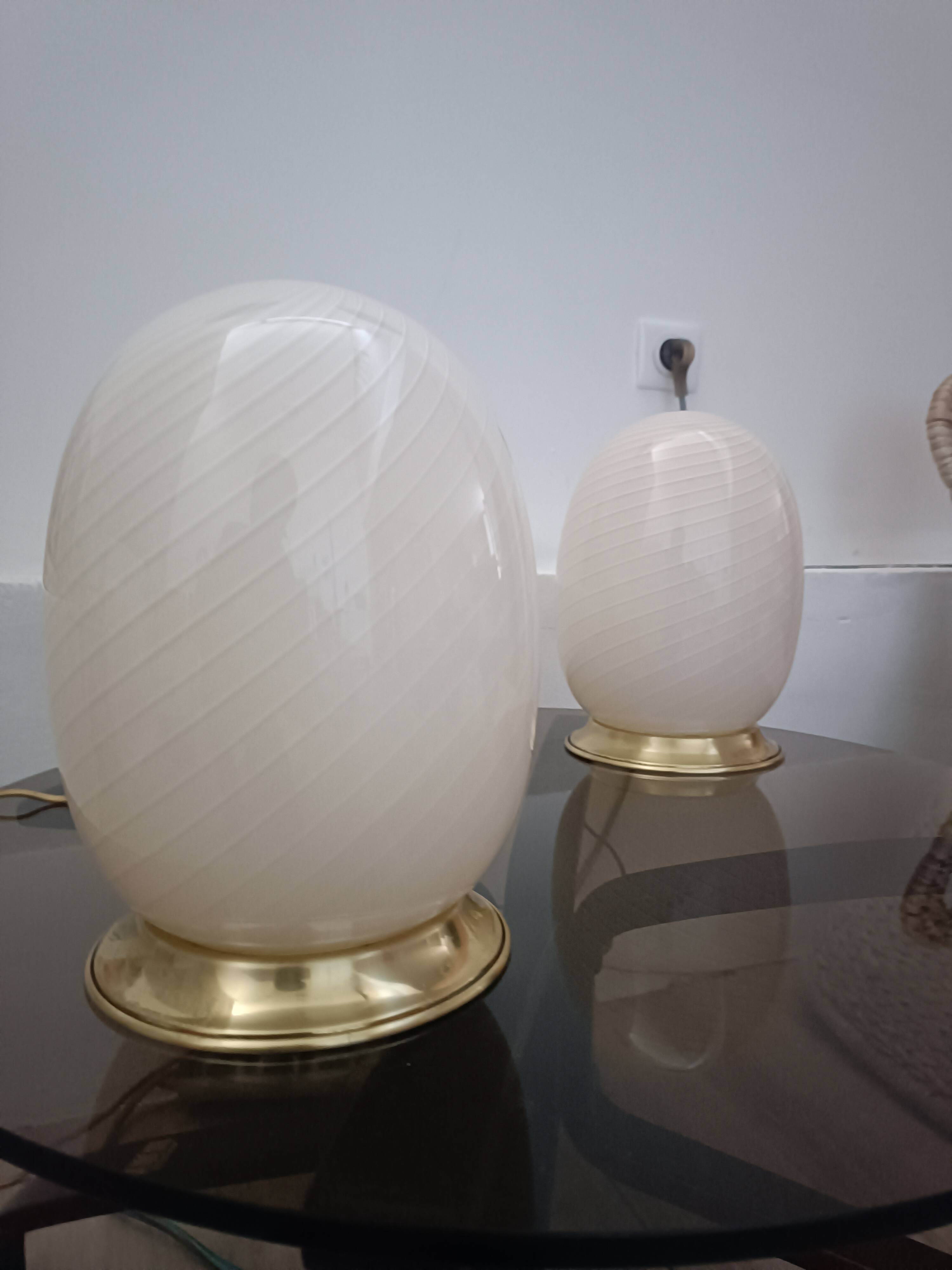Pair of Eggs lamps, Murano glass, 1970s