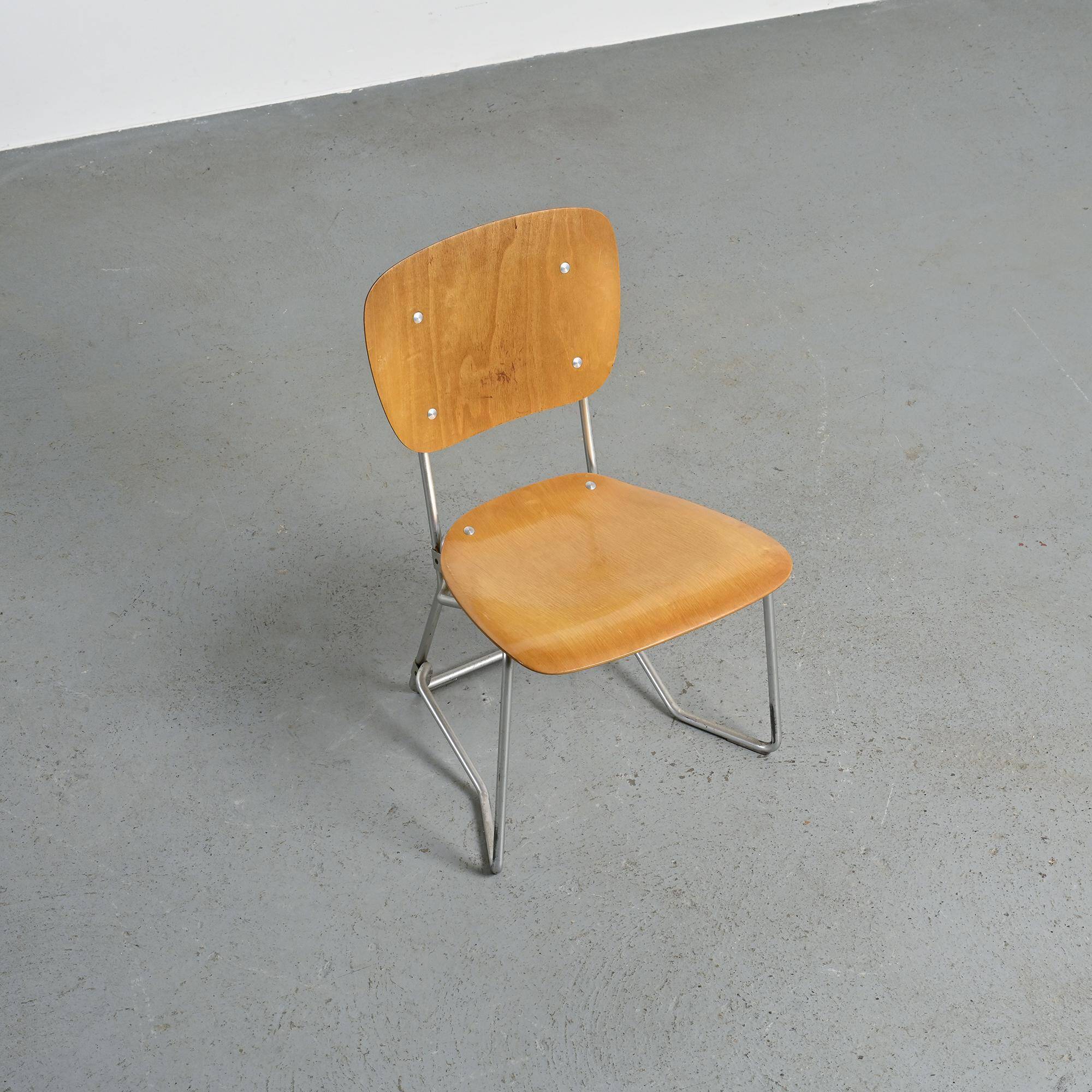 Set of 6 Alu-Flex chairs by Armin Wirth, circa 1965.