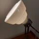 Lampada da tavolo "Glas" in vetro opalino e acciaio cromato