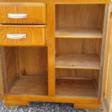 Honey-coloured mado buffet