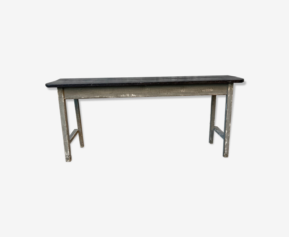 Console black tray, gray patina base