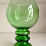 Vase boule en verre vert