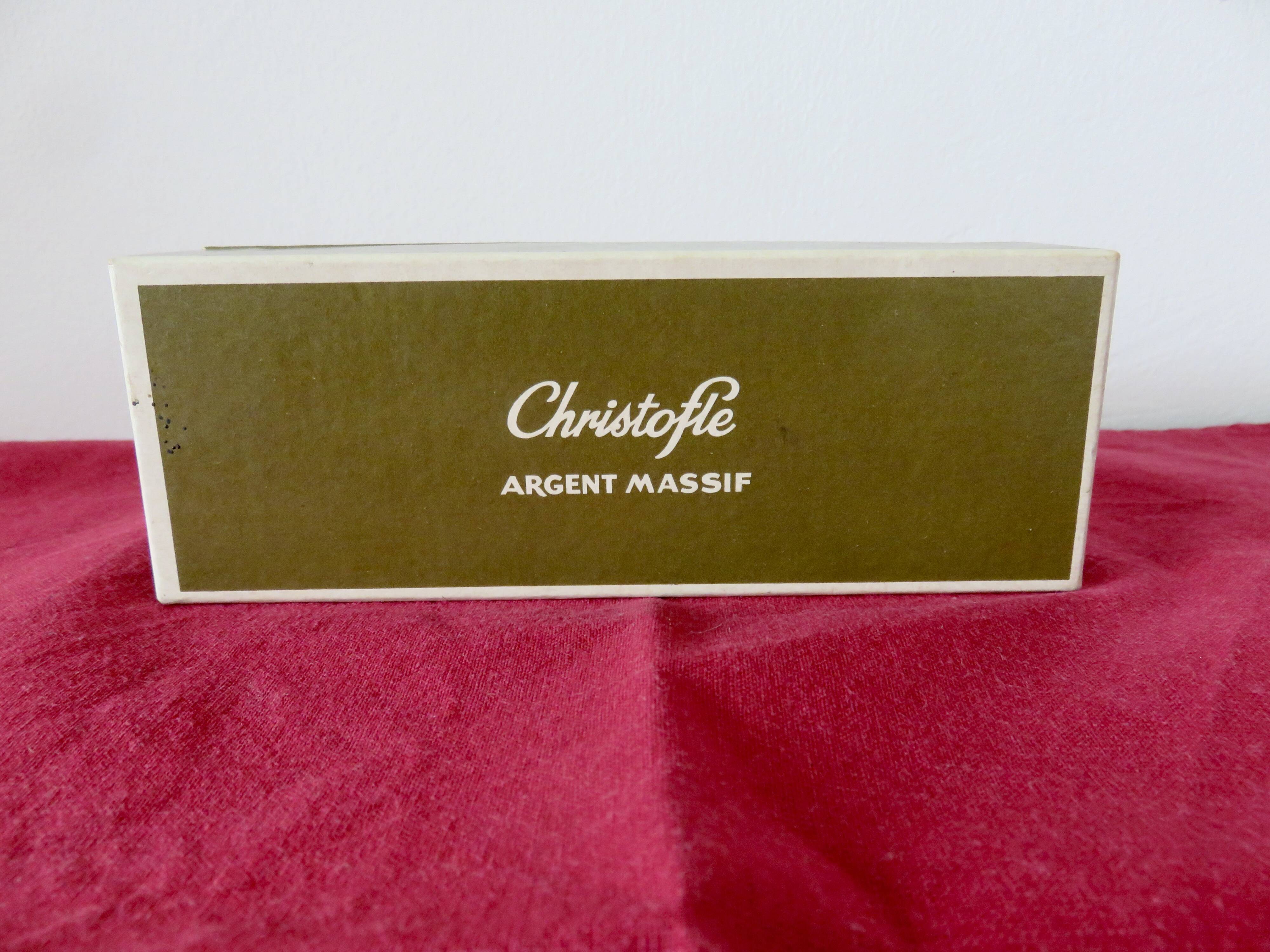 Salt and pepper "CHRISTOFLE" in solid silver in their original box, 1950.