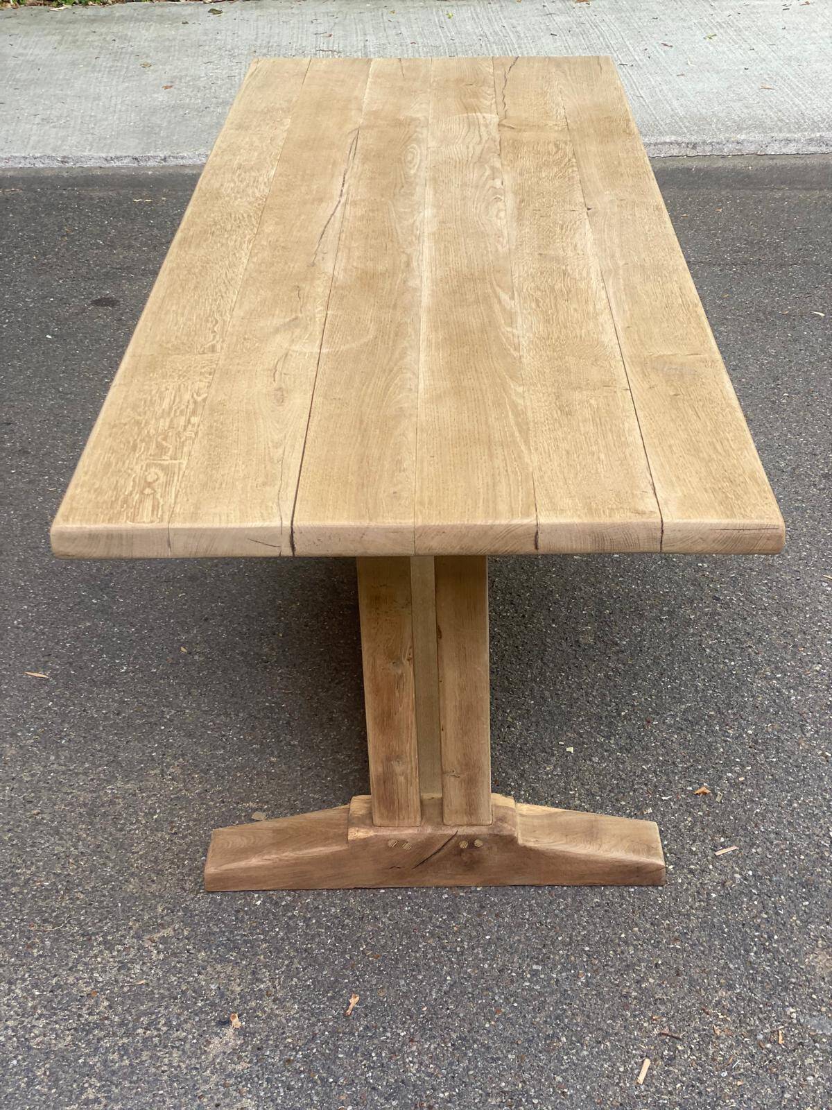 Grande Table de Monastère décapée en chêne massif brut 225cm