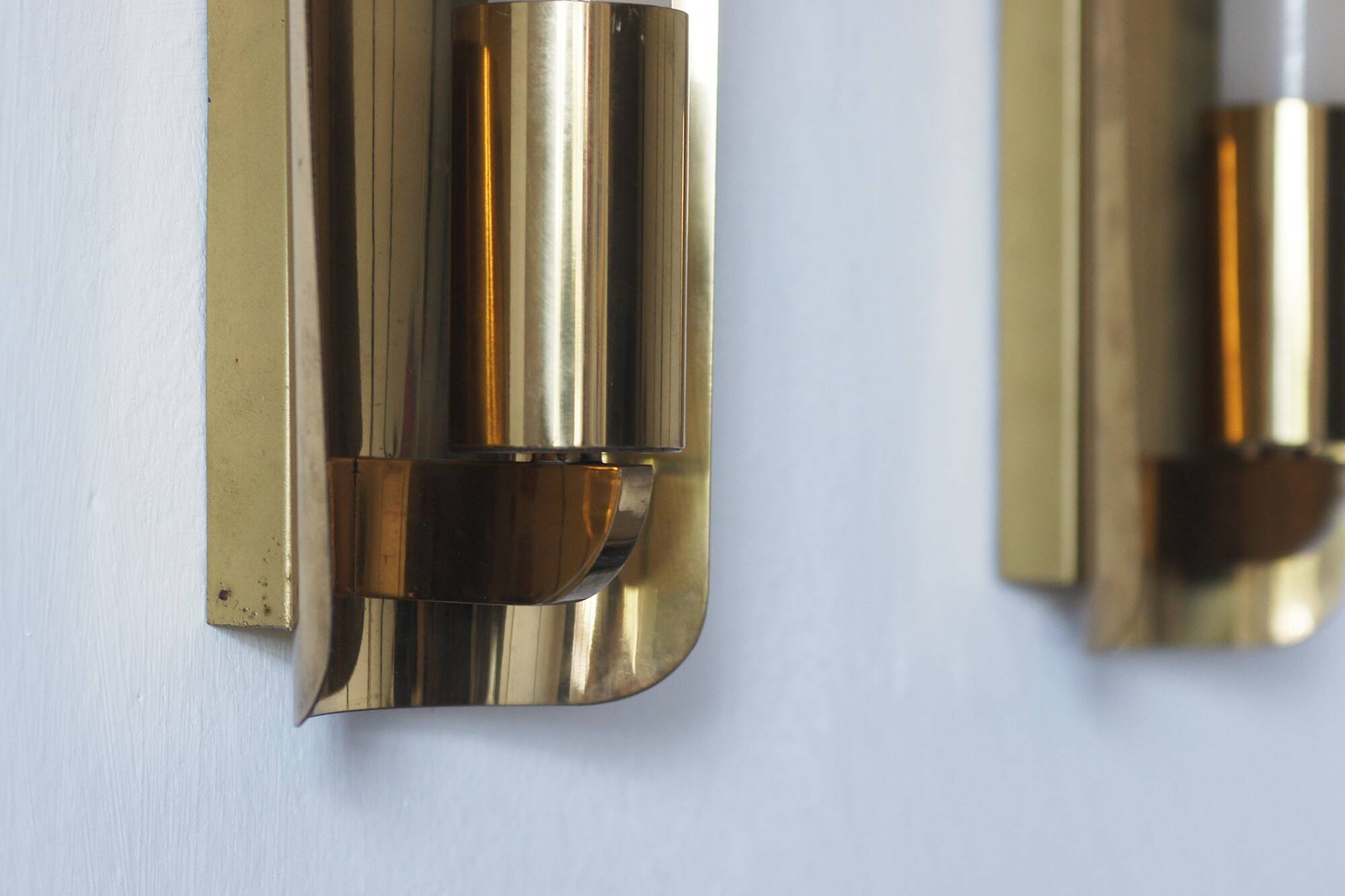 Appliques murales en laiton de style mid-century moderne, ensemble de 2