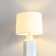 Lampe de table en céramique laquée blanche, Italie 1970s