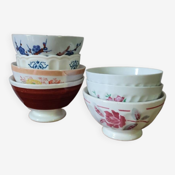 7 mismatched earthenware footed bowls