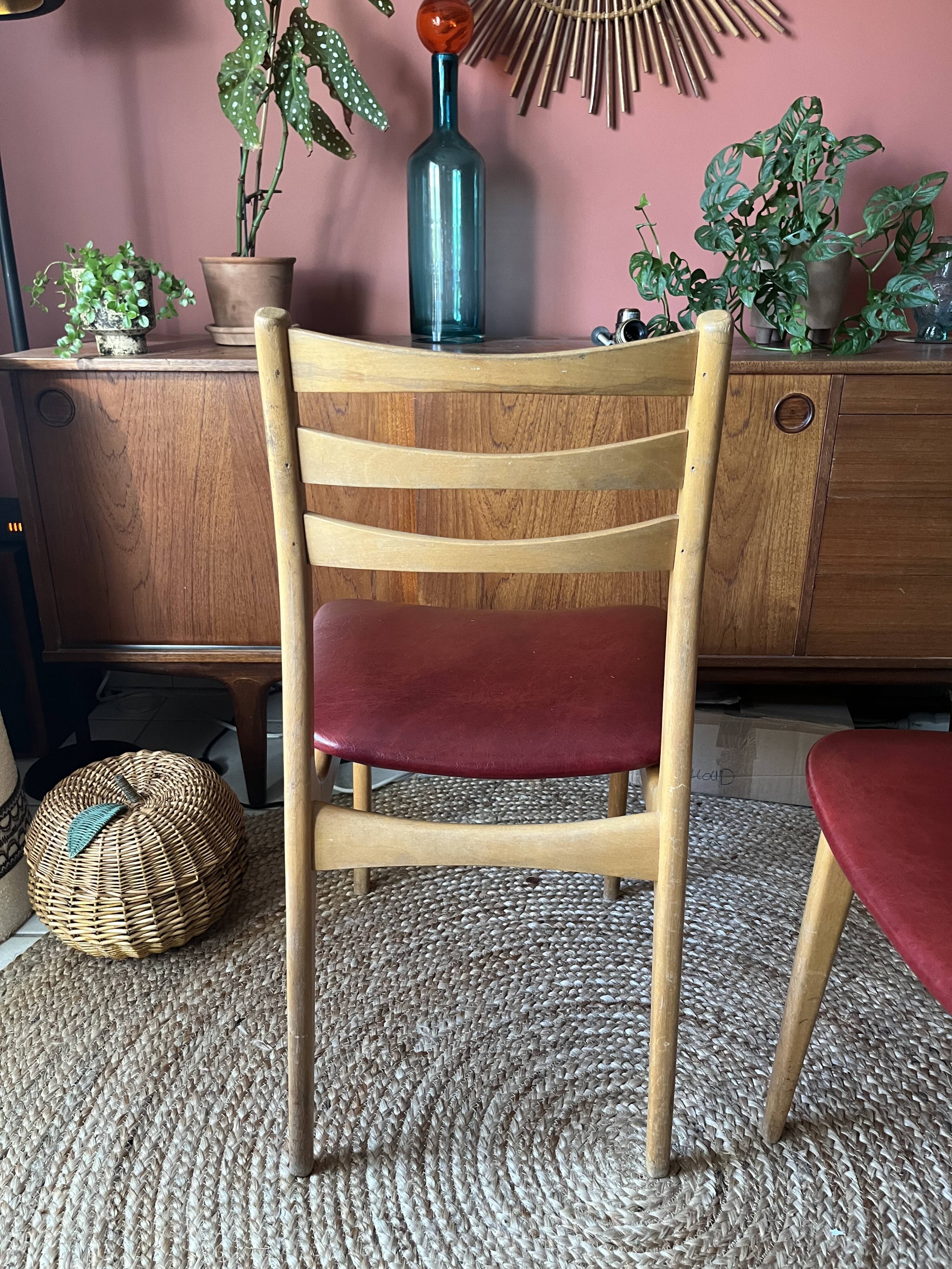 Set of 2 Scandinavian vintage chairs
