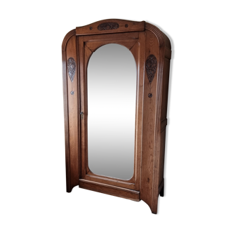 Armoire arrondie