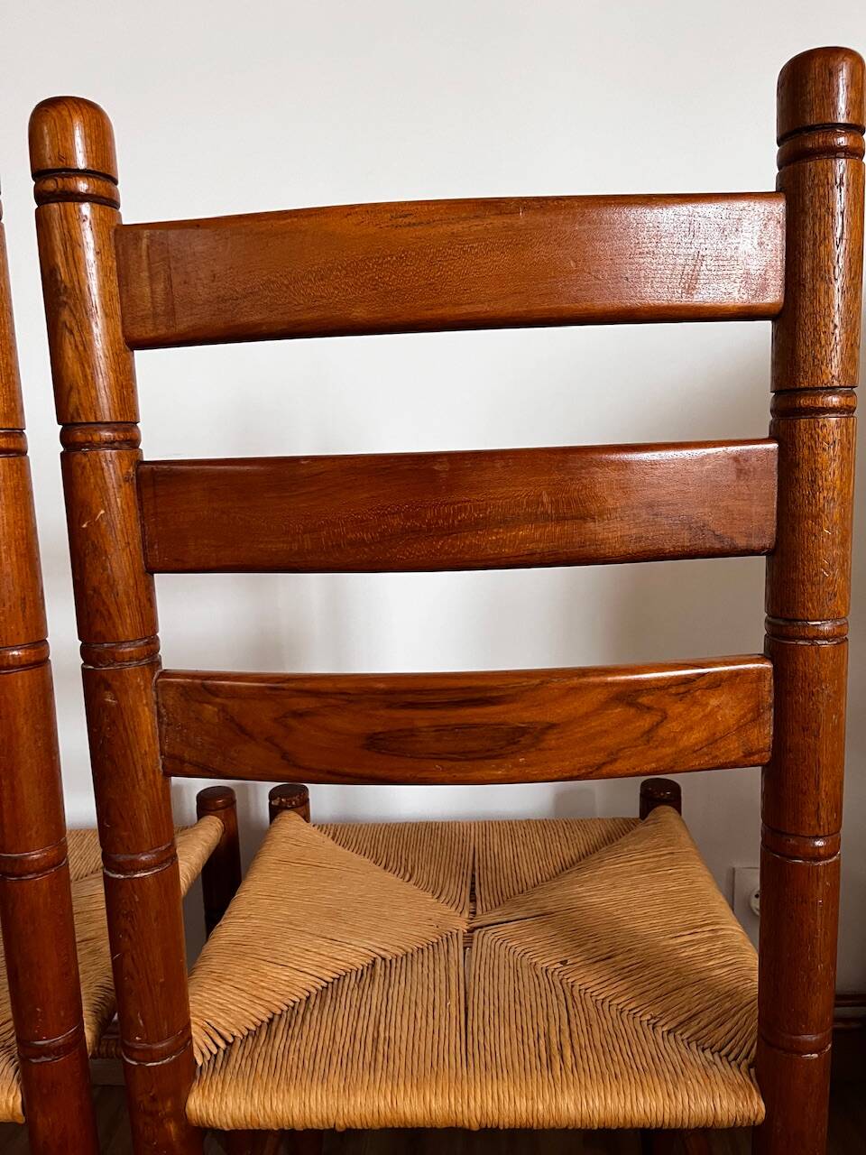 Paire de chaises bois
