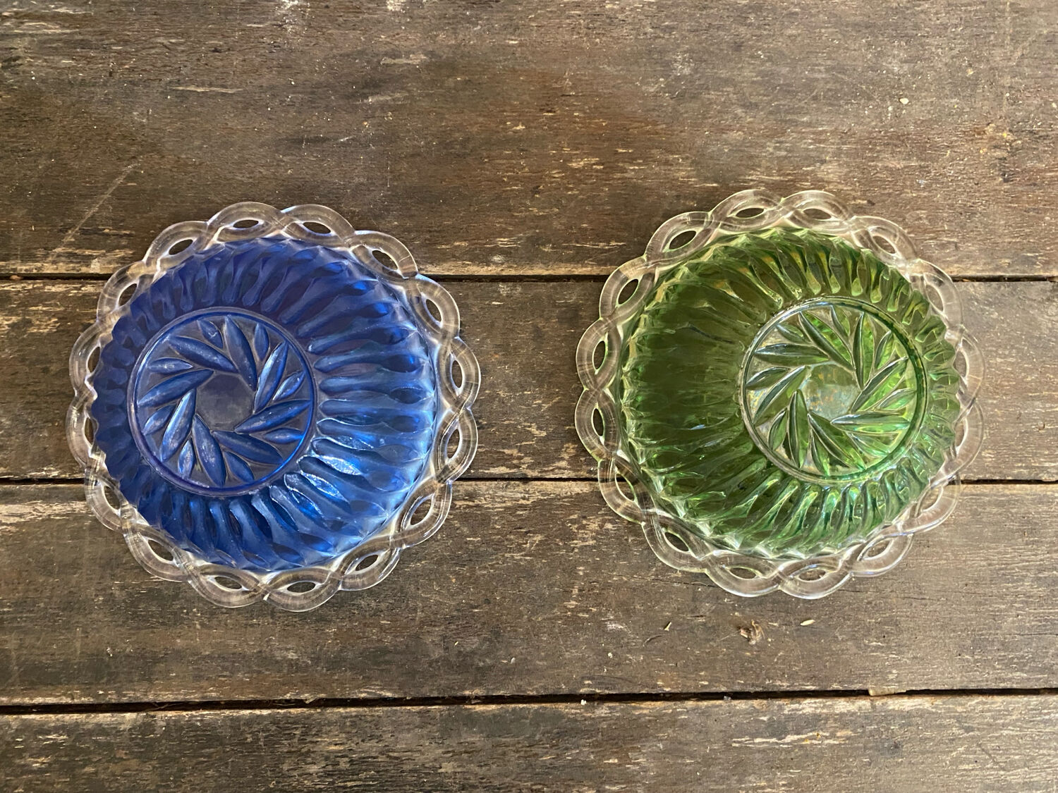 Pair of bol coupe fruit antique fostoria colony twisted green glass +