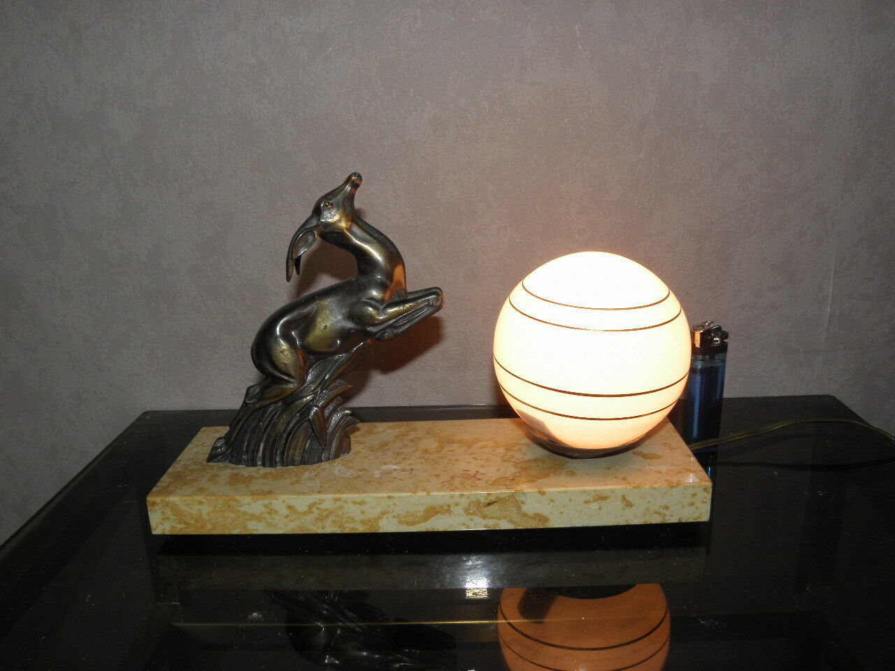 Art Deco marble figurine table lamp
