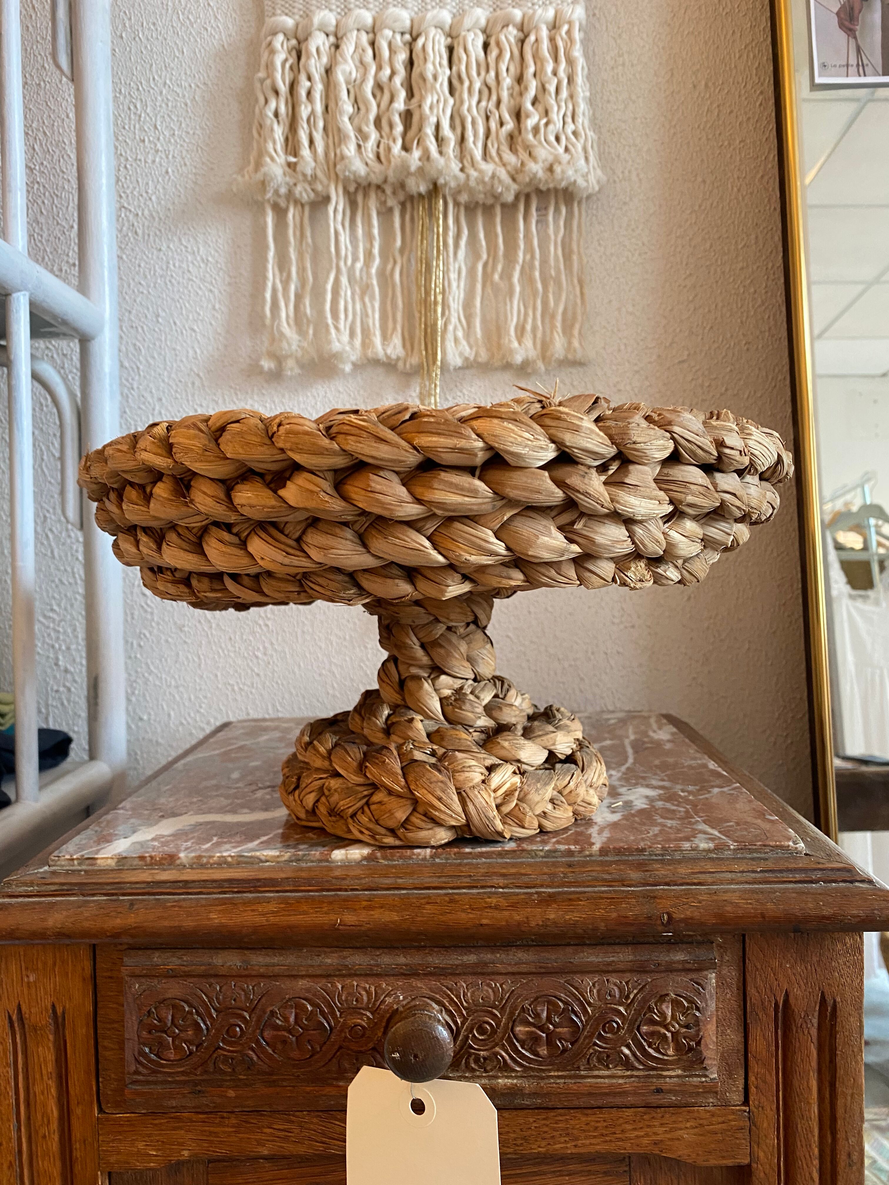Rattan fruit cup