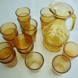 Carafe service and 15 vintage glasses