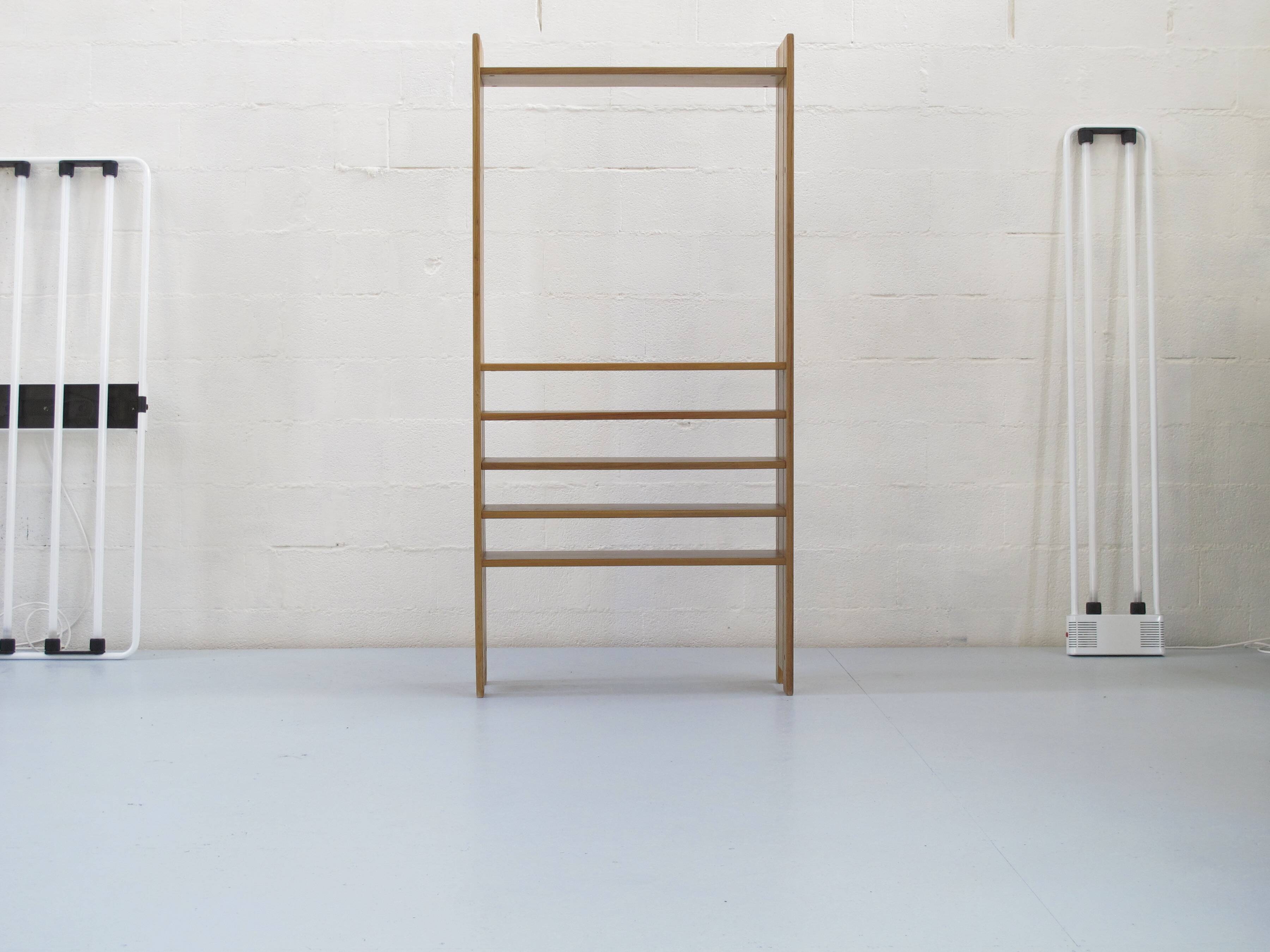 Solid elm shelves produced by the Regain group