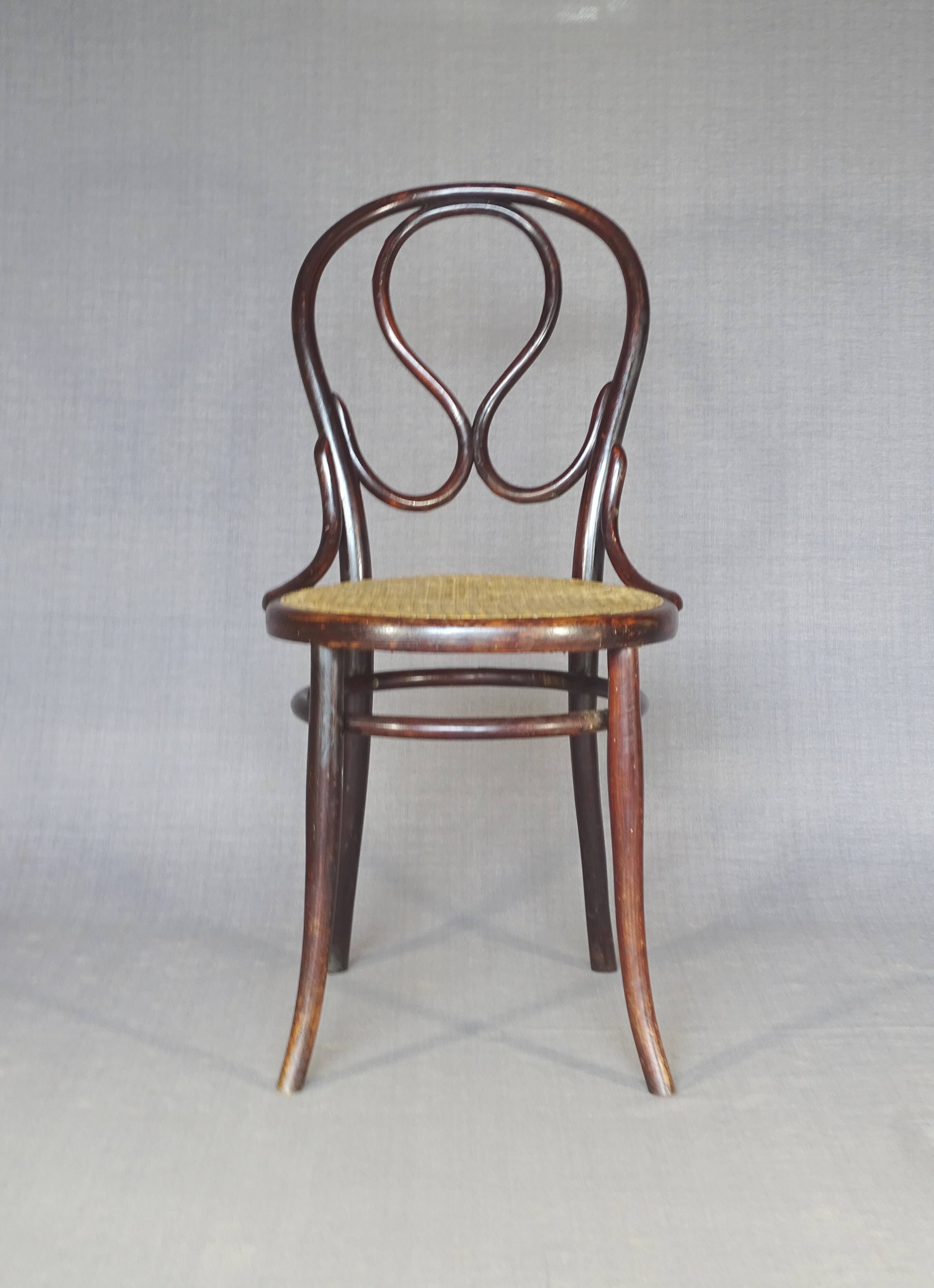Bistro chair No. 20 by Thonet, in rosewood style, circa 1890.