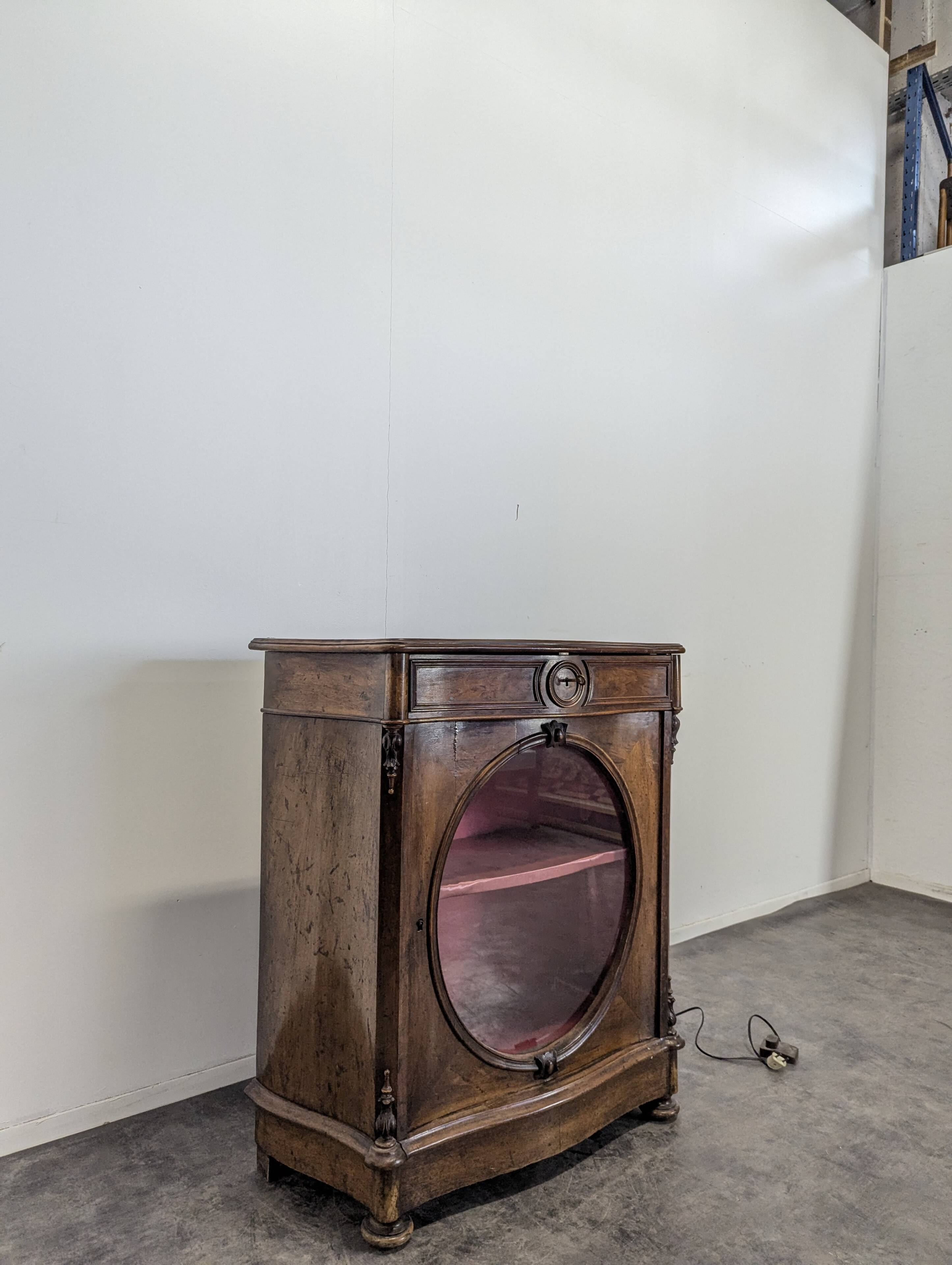 Vitrine basse en acajou anglaise