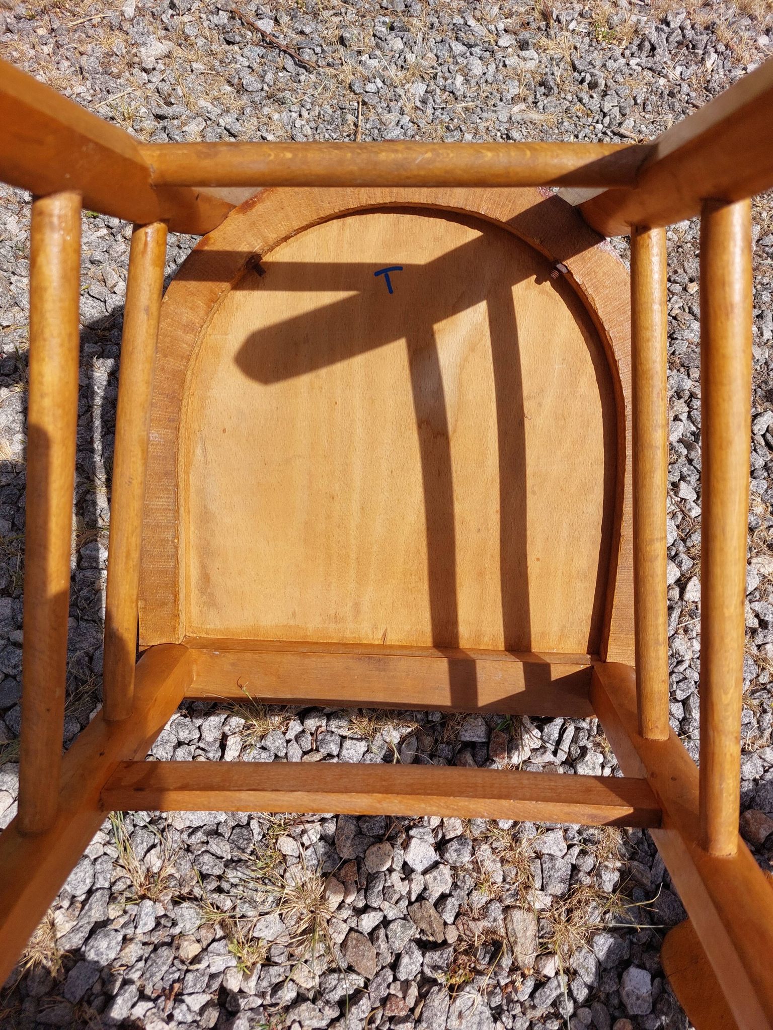 6 bistro chairs, light colour