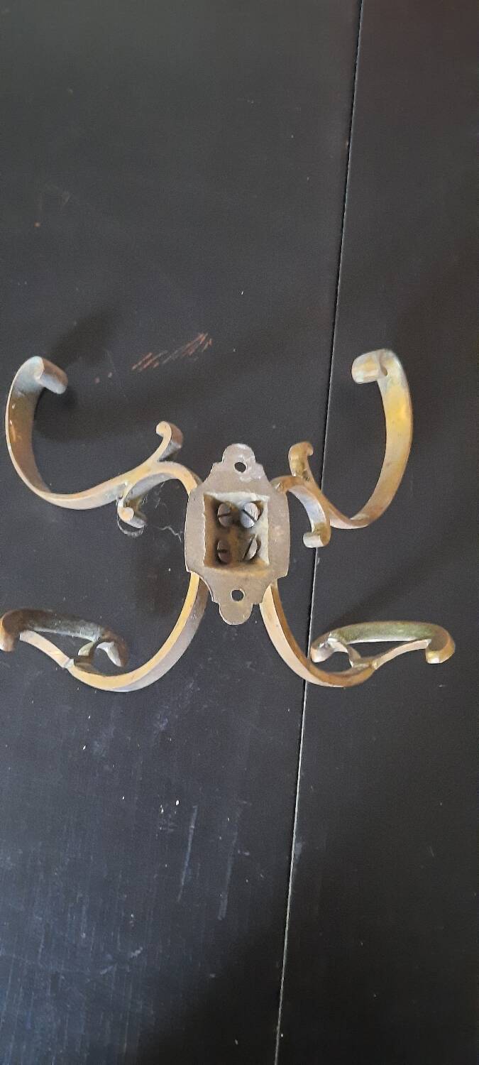Set of 5 brass hooks
