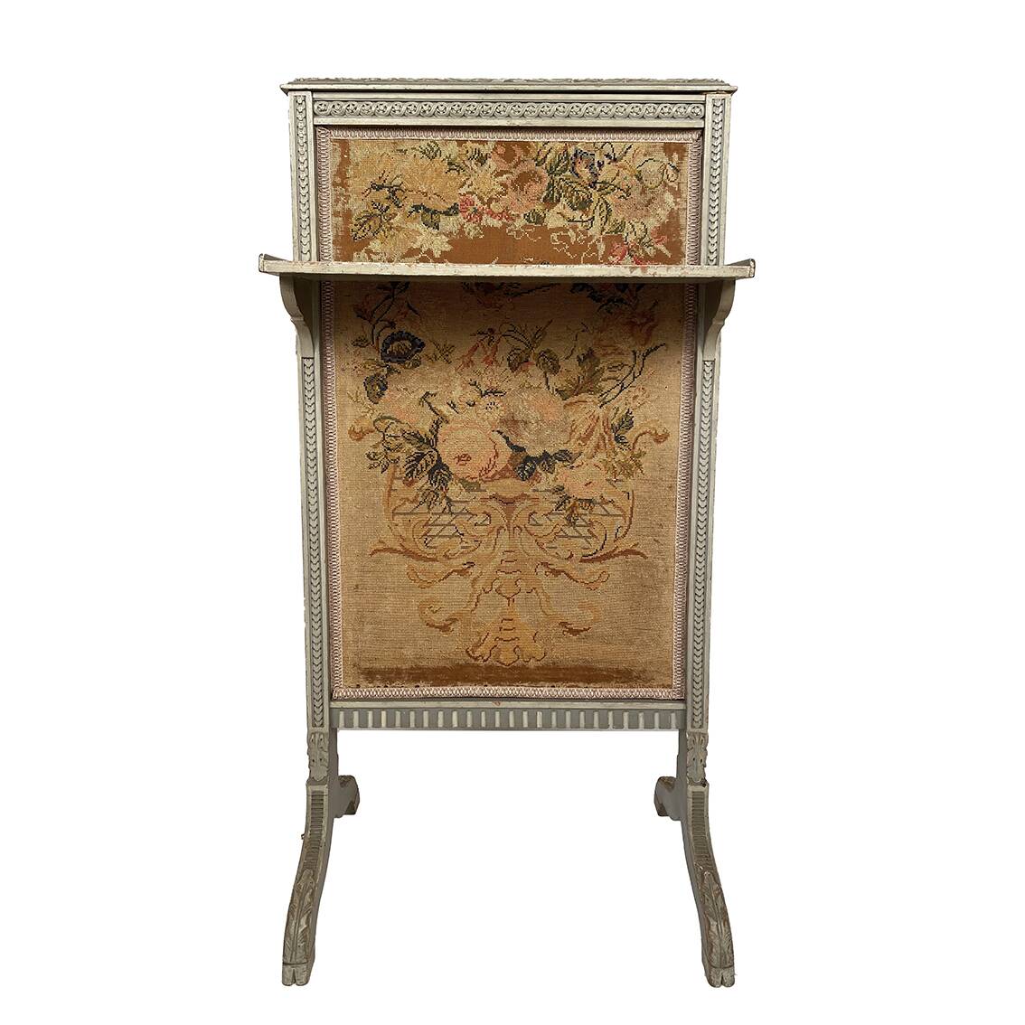 Grey lacquered wooden fireplace screen in Louis XVI style, circa 1900.