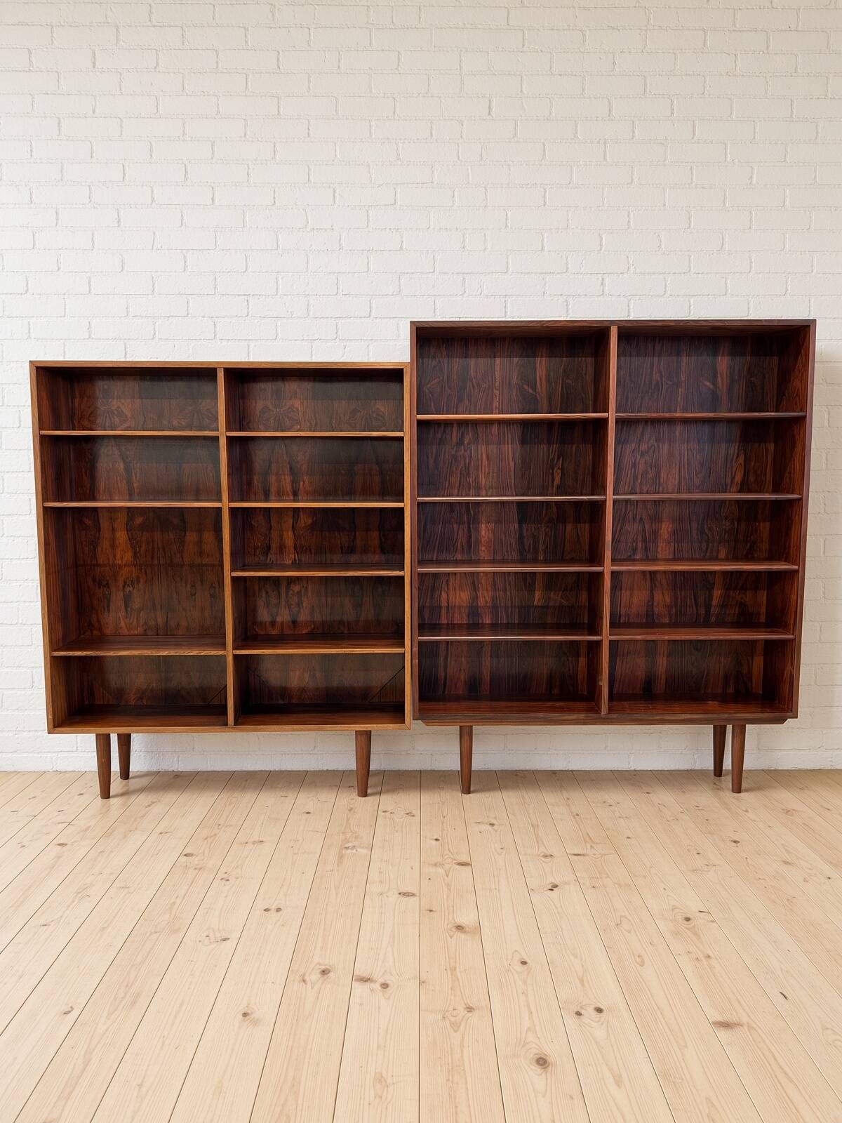 2 bibliothèques Omann Jun Modèle 6