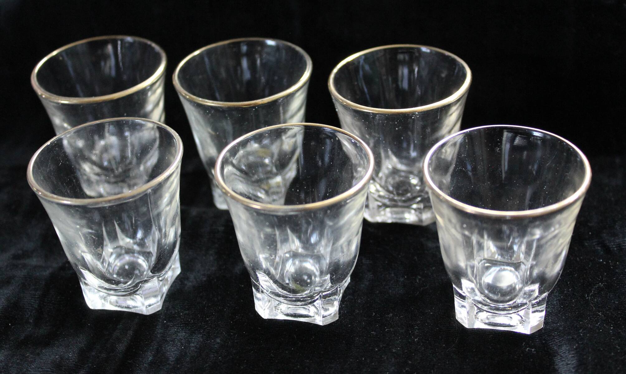 Set of 6 liqueur glasses with golden threads - Art Deco 1940 certified