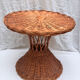 Table d’appoint artisanale vintage en osier tressé