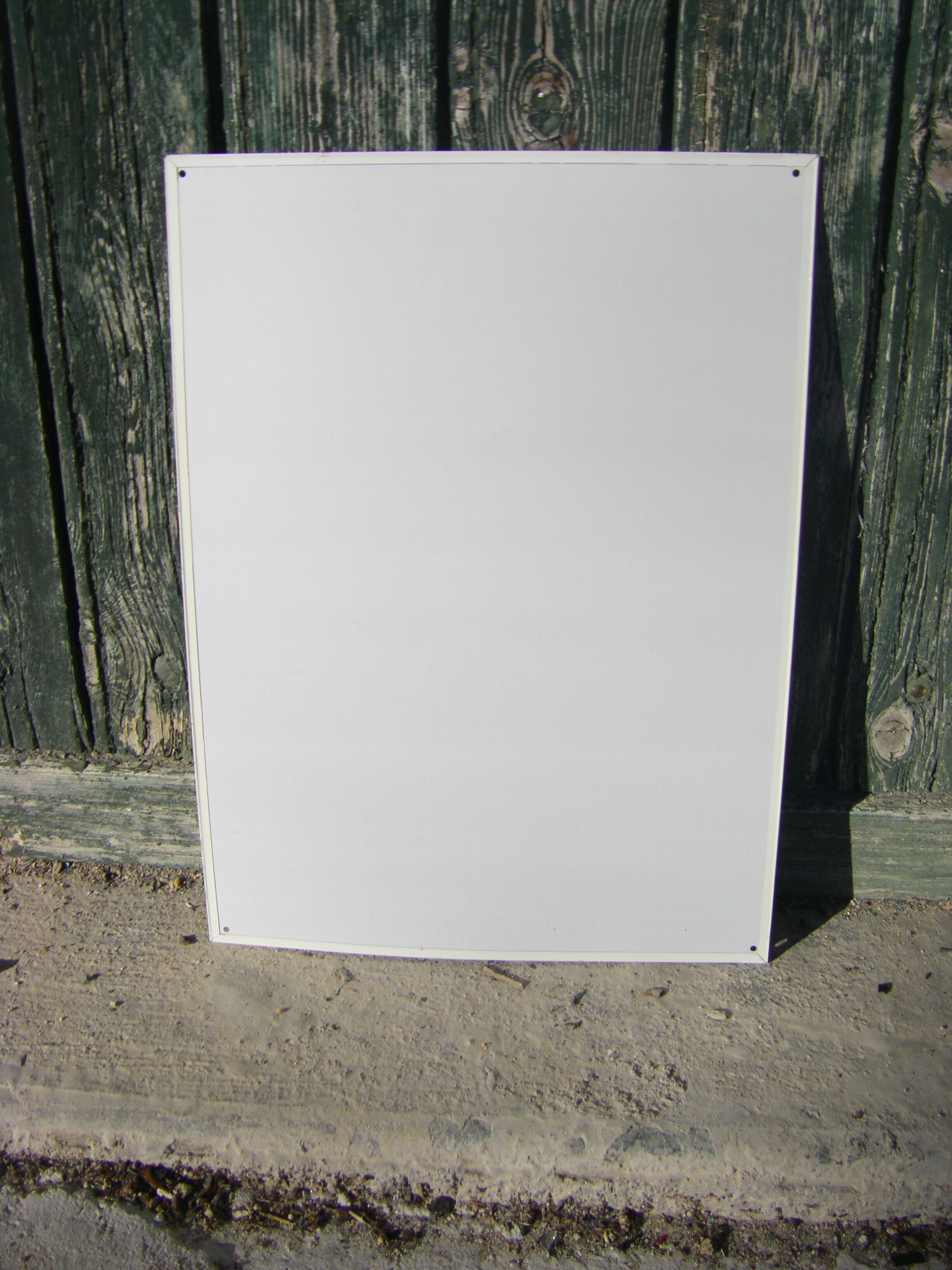 Metal decorative plate