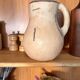 Pichet en terre cuite artisanal